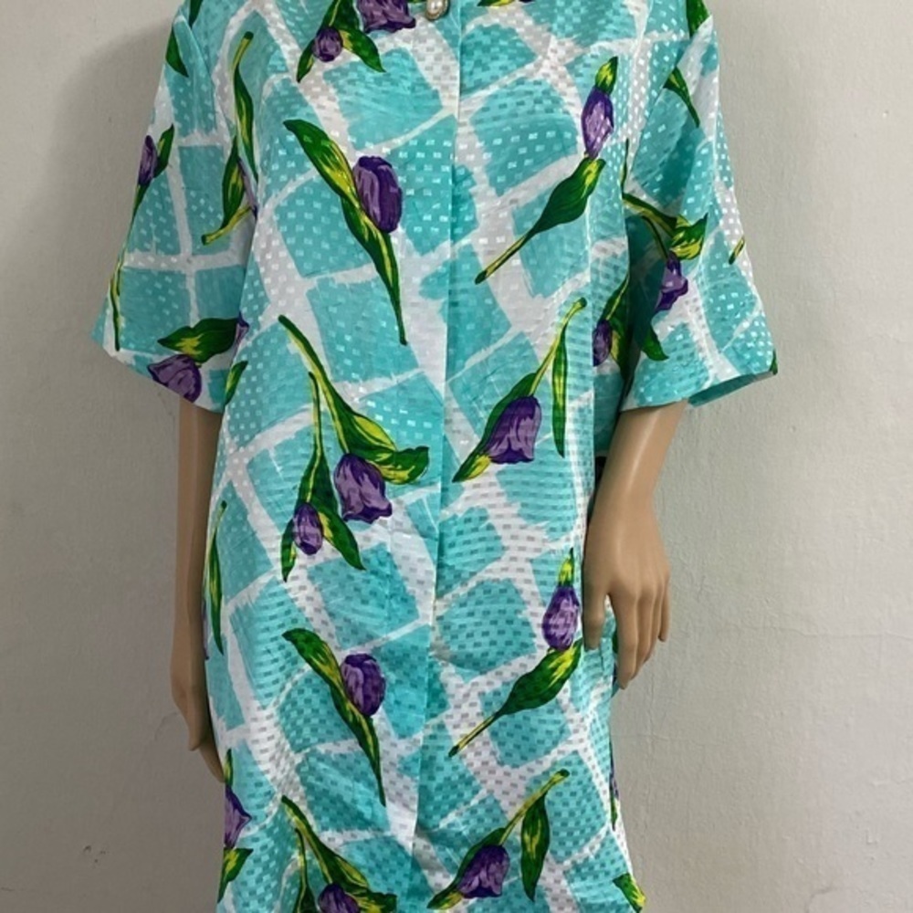 Maggie Barnes buttom down shirt size 18W